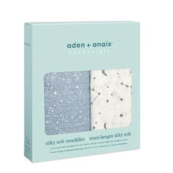 Lot De 2 Maxi-Langes Mousseline Cosmic Galaxy De Aden + Anais Essentials 5 Lot De 2 Maxi-Langes Mousseline Cosmic Galaxy De Aden + Anais Essentials -Mini Moomes Soldes 01162364 3