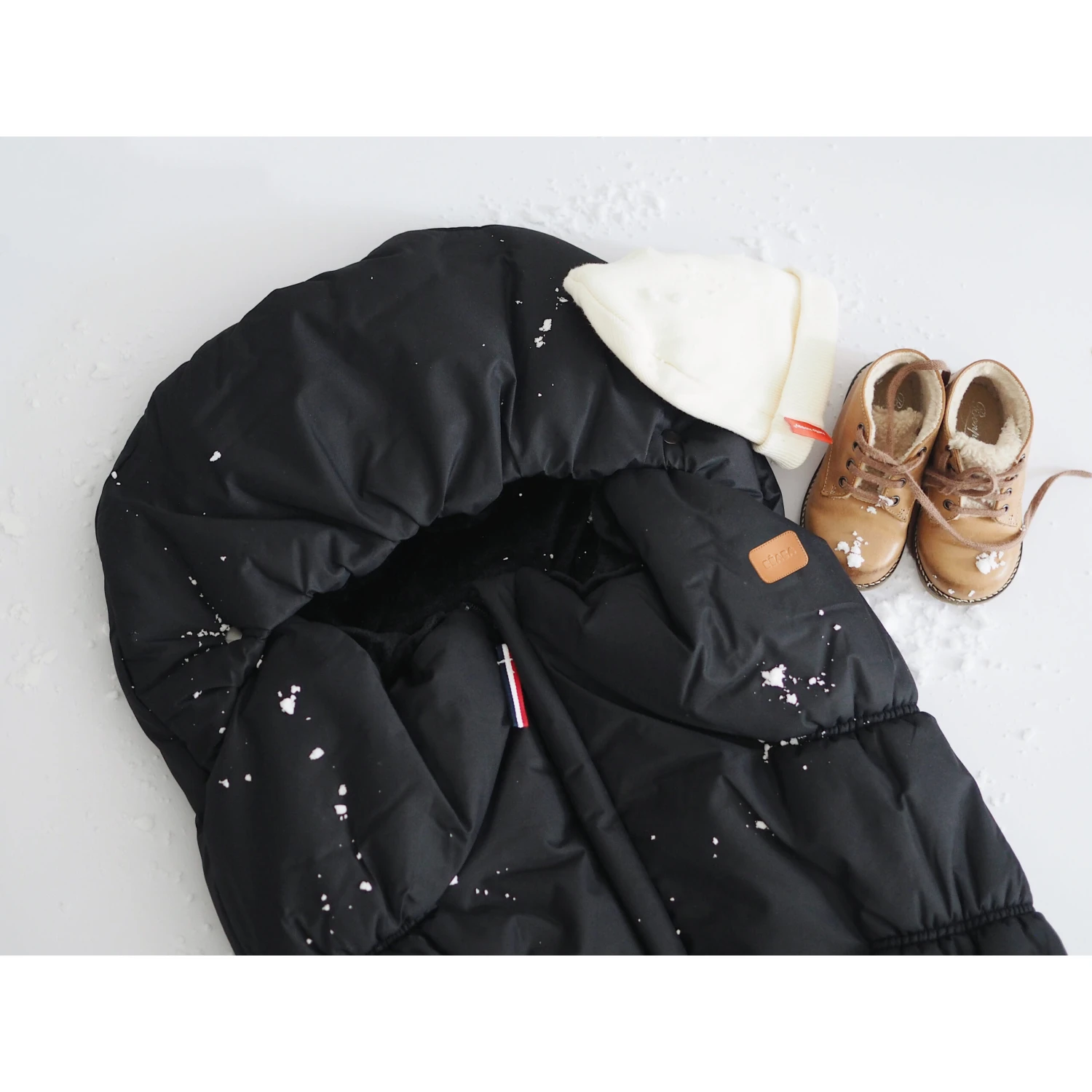 Beaba Chancelière Noire 6-24 Mois De Béaba 5 Beaba Chancelière Noire 6-24 Mois De Béaba – Image 5